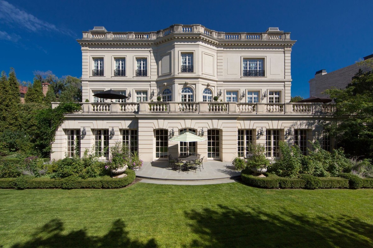 Lincoln Park Mansion Regarded As Chicago's Most Luxurious Home On