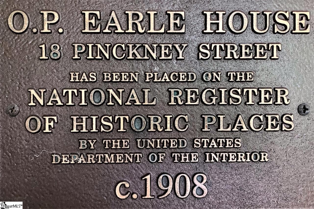 36. 18 Pinckney Street