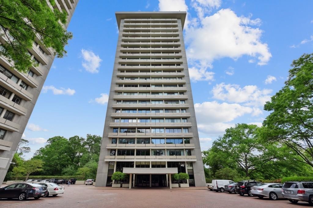 29. 2575 Peachtree Road NW