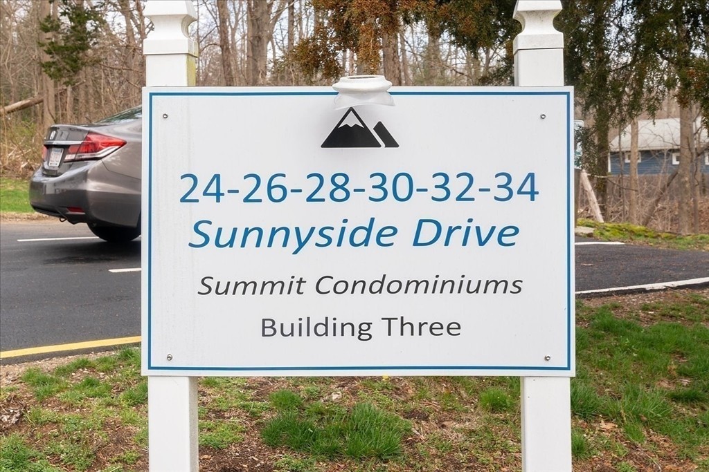 32. 34 Sunnyside Drive