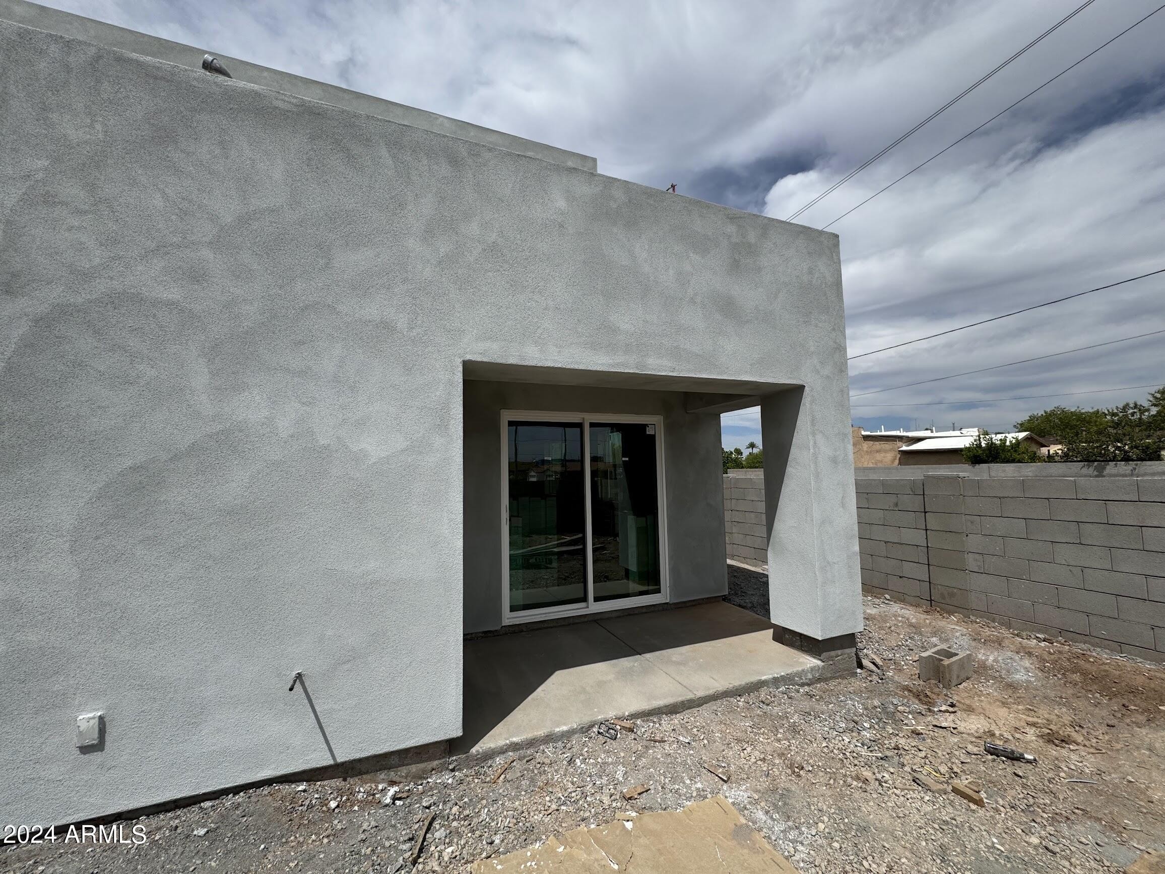 12. 501 W Mohave Street