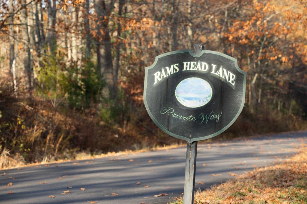 8. 6  Rams Head Lane