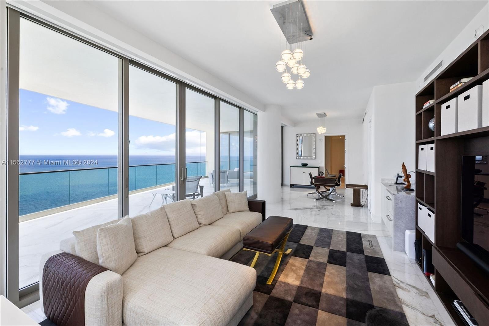24. 17901 Collins Ave