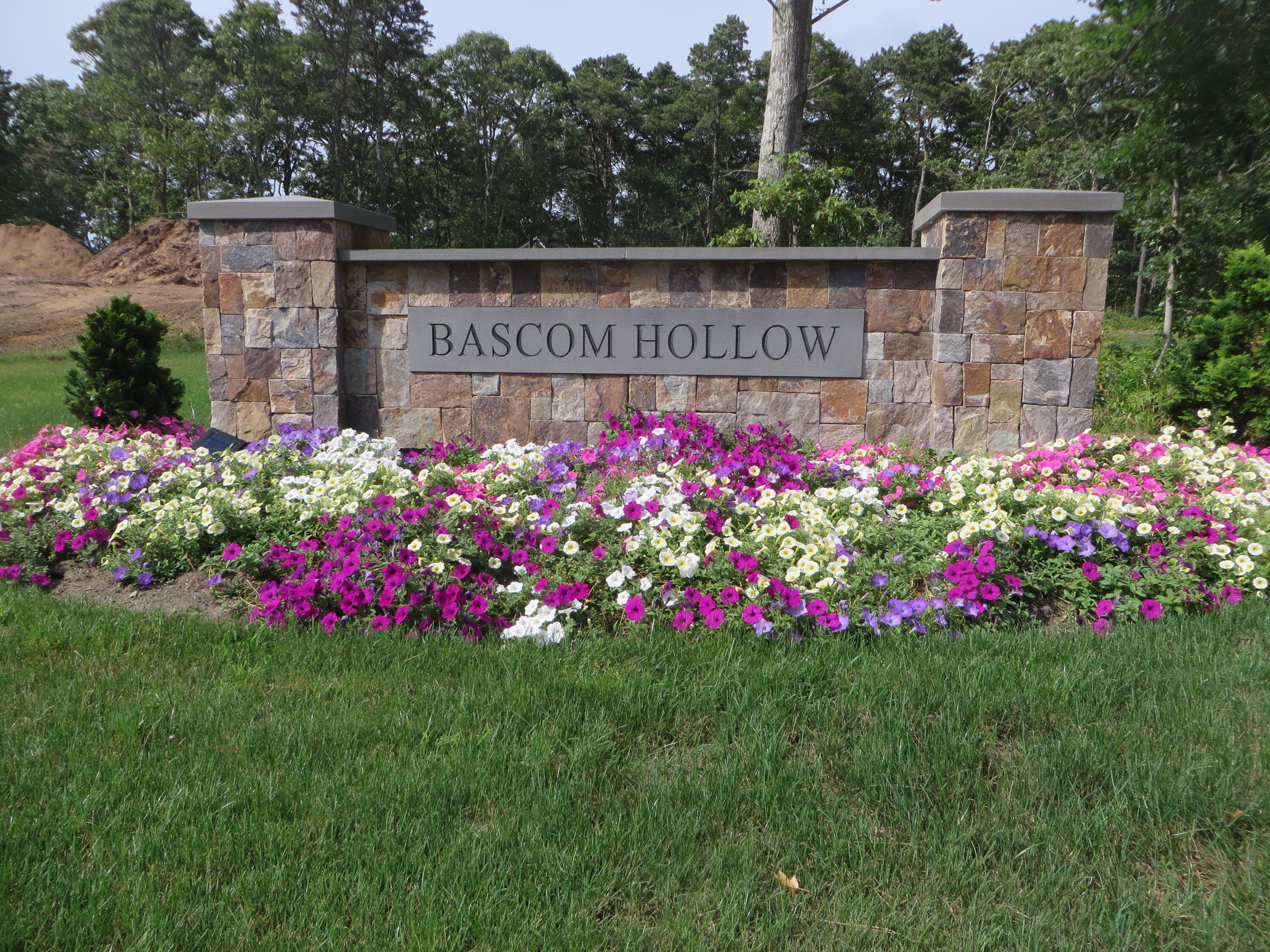 3. 12 Bascom Hollow