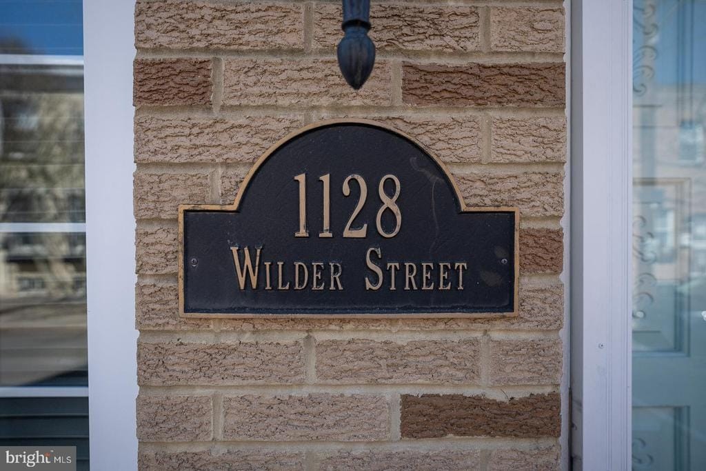 1. 1128 Wilder Street