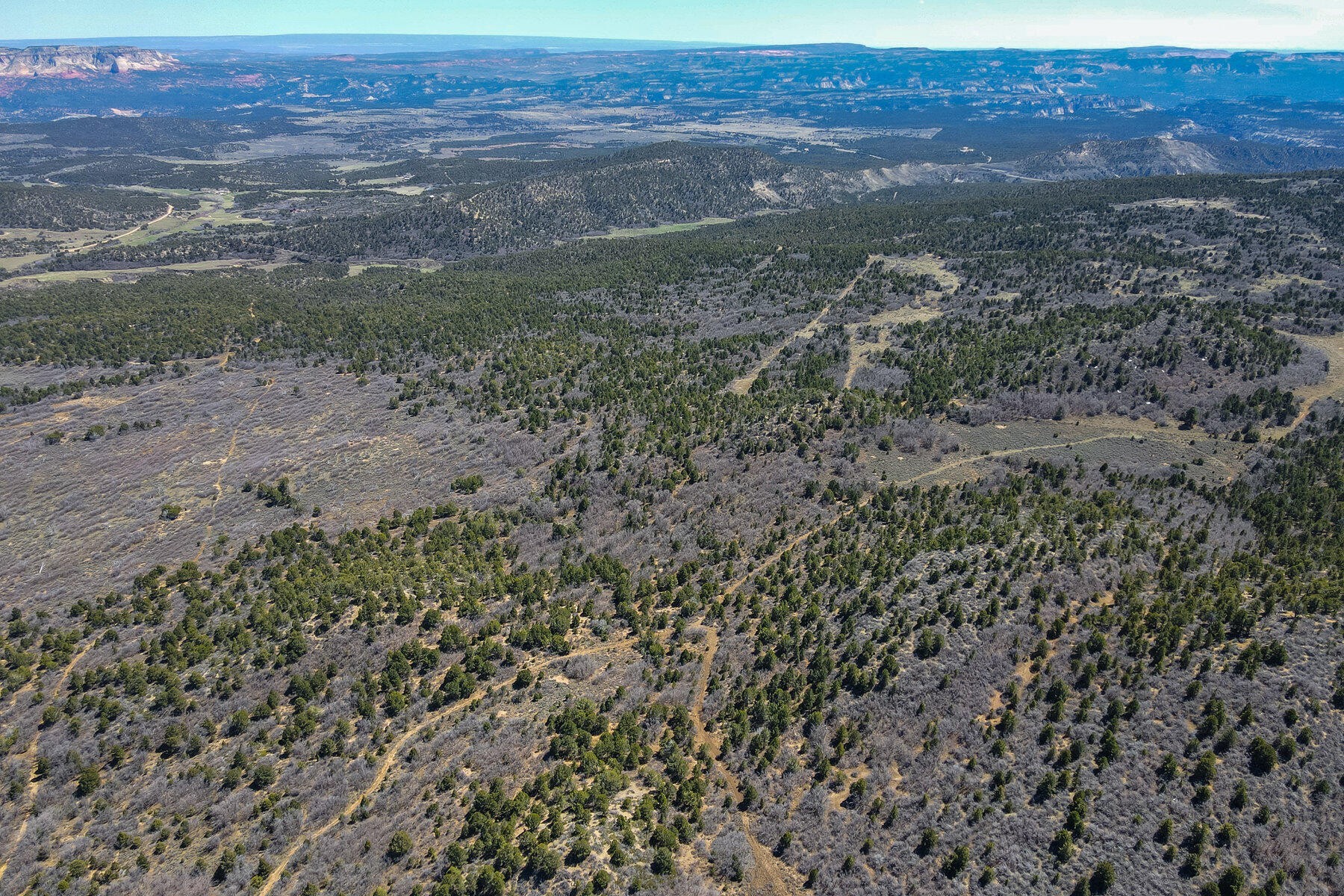 39. 829.15 Acres East Of Zion