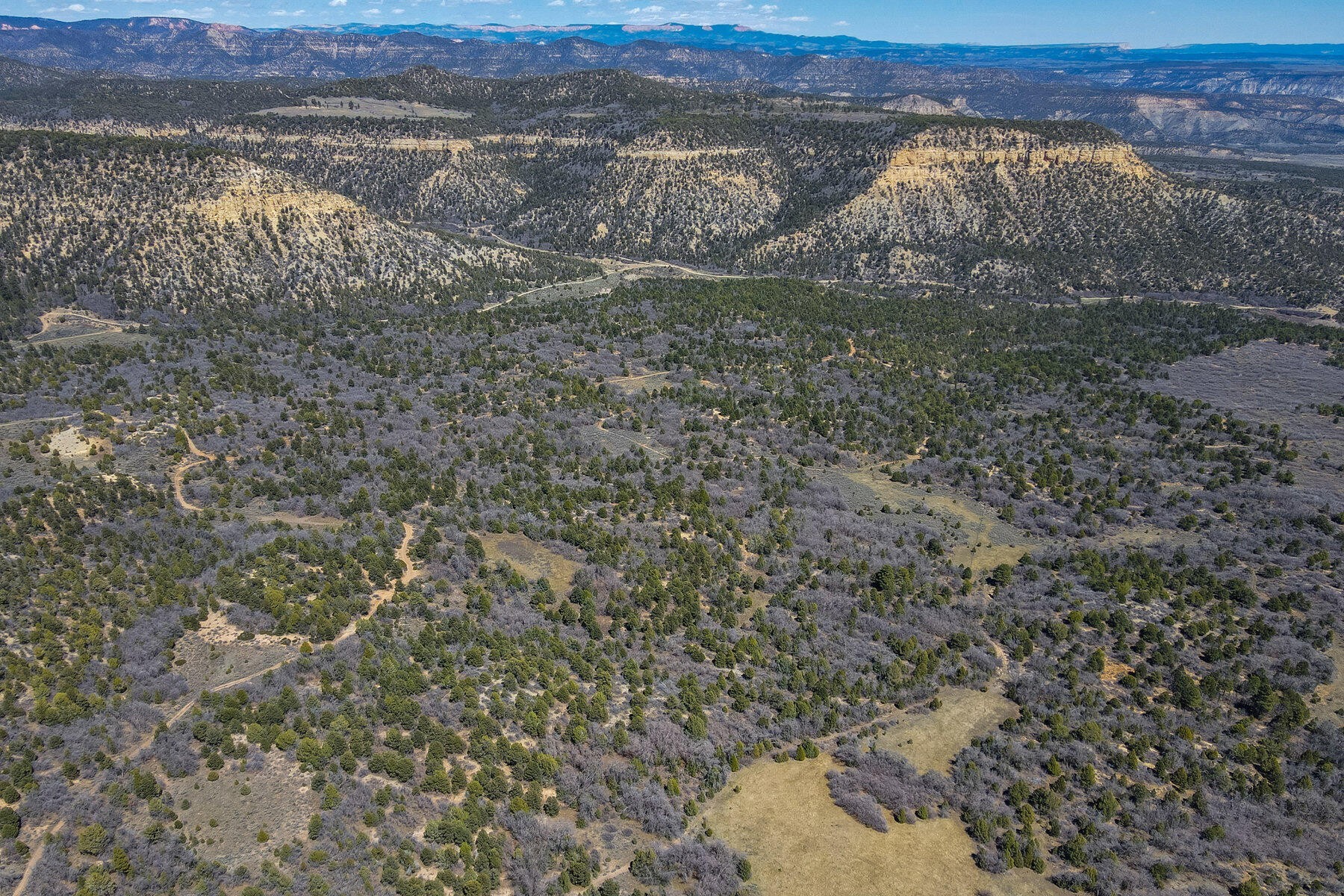 28. 829.15 Acres East Of Zion