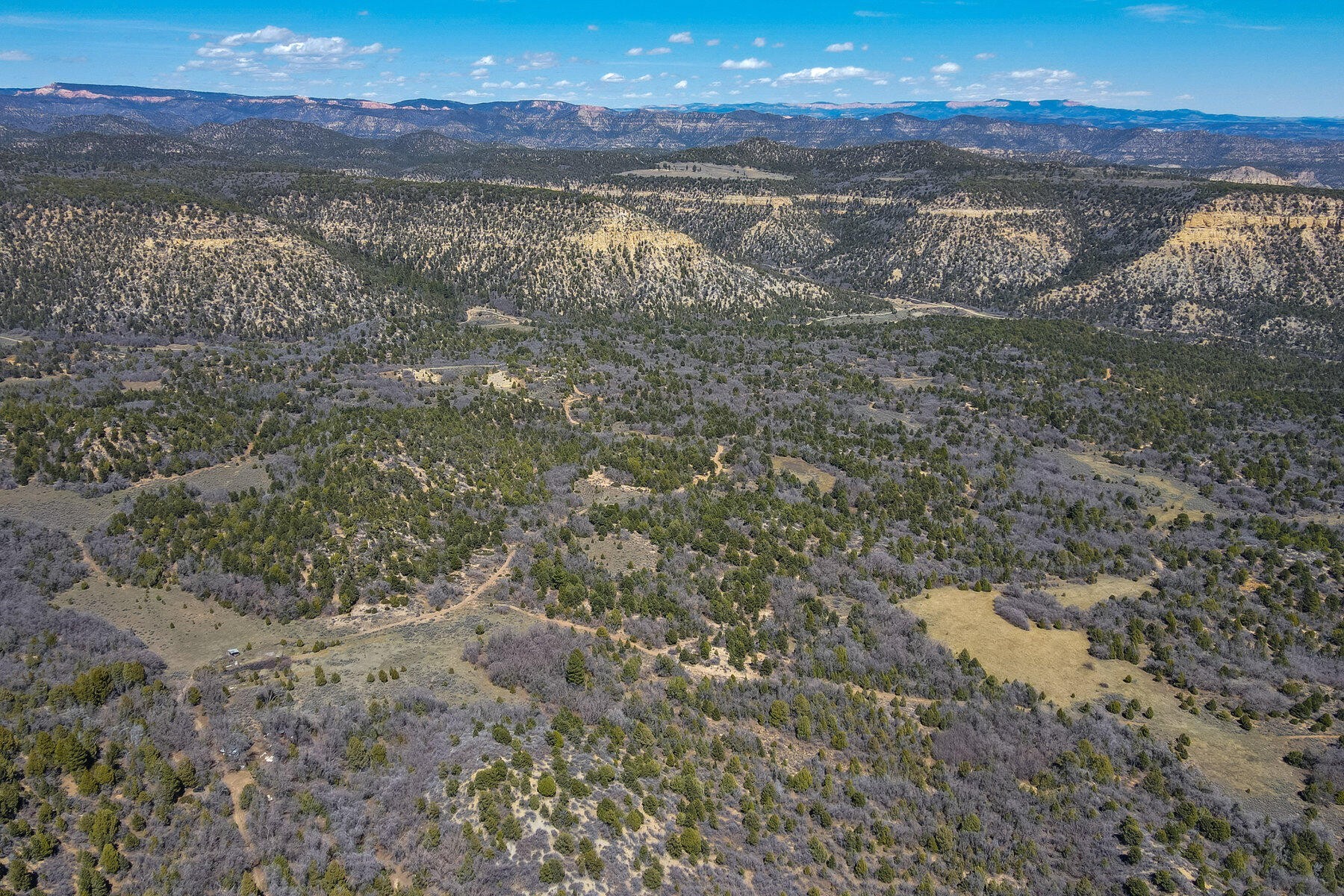 36. 829.15 Acres East Of Zion
