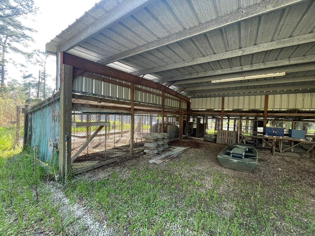 40. 4550 Ozell Road  (150 Acres)