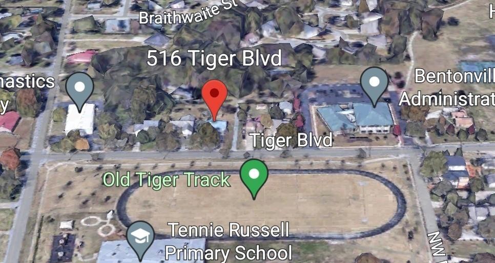 2. 516 Tiger  Blvd