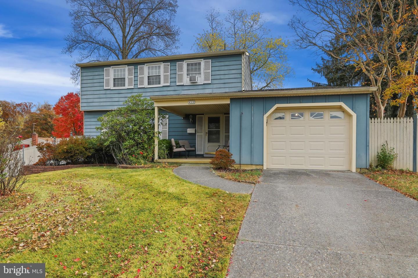 2. 5 Colonial Ct